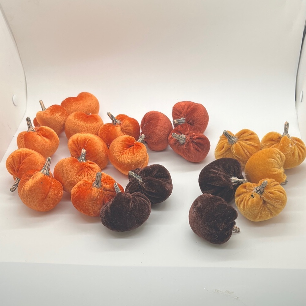 Velvet Pumpkin Decor Set in Orange and Brown